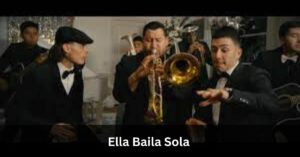 Ella Baila Sola Lyrics  English